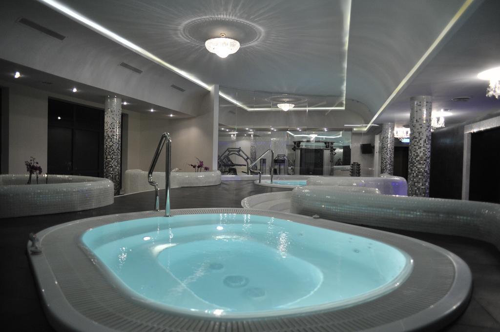Hotel Starzynski Плоцк Экстерьер фото