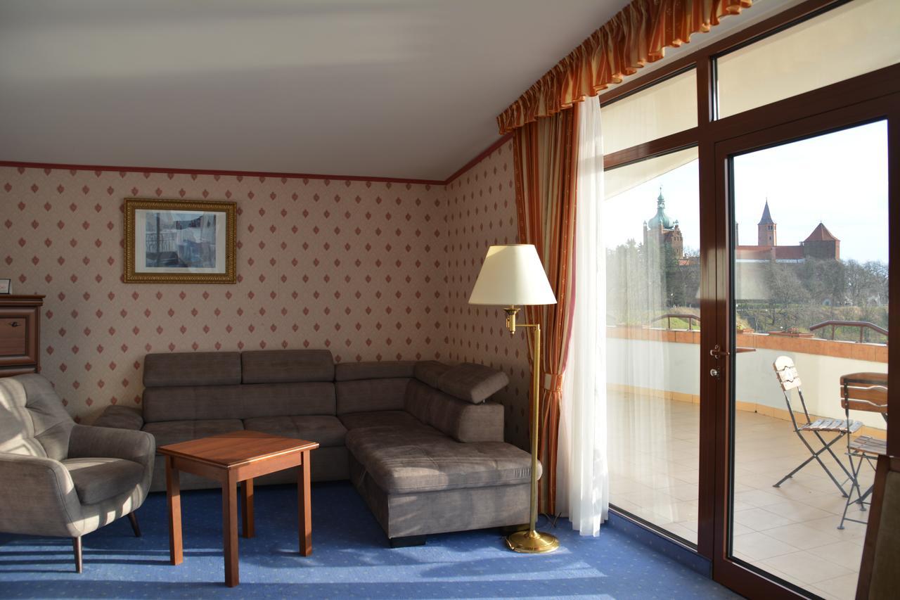 Hotel Starzynski Плоцк Экстерьер фото