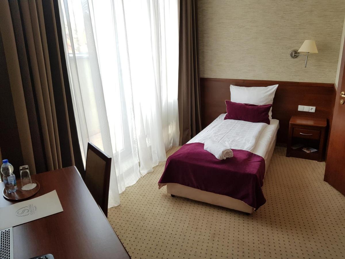 Hotel Starzynski Плоцк Экстерьер фото